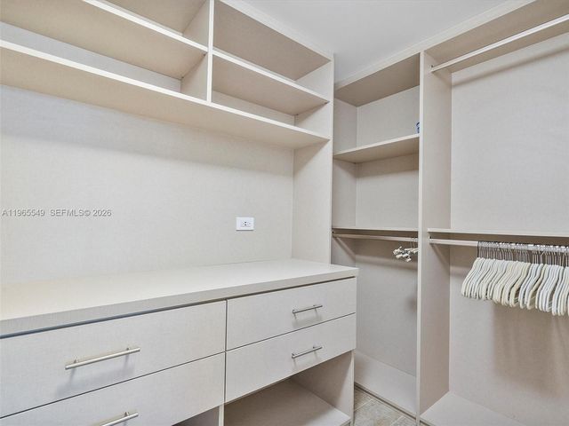 102 24th St 1119, Miami Beach, FL 33139