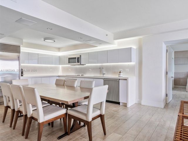 102 24th St 1119, Miami Beach, FL 33139