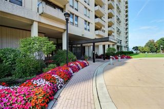 1 Bratenahl Place 1009, Bratenahl, OH 44108