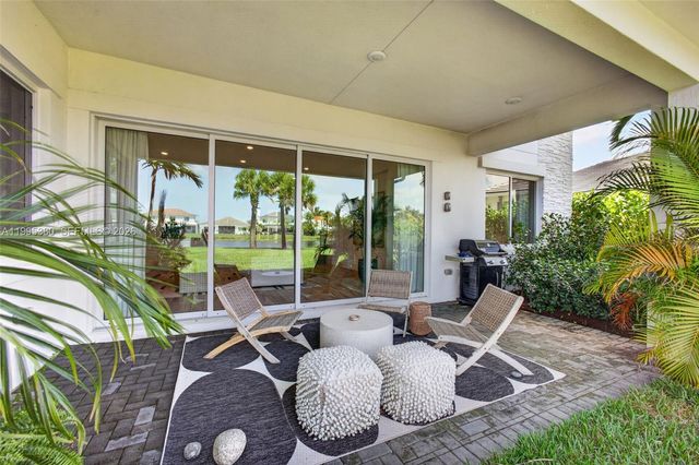 12249 Waterstone Circle, Palm Beach Gardens, FL 33412