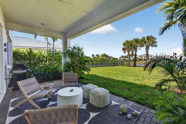 12249 Waterstone Circle, Palm Beach Gardens, FL 33412