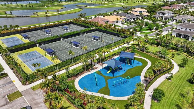 12249 Waterstone Circle, Palm Beach Gardens, FL 33412