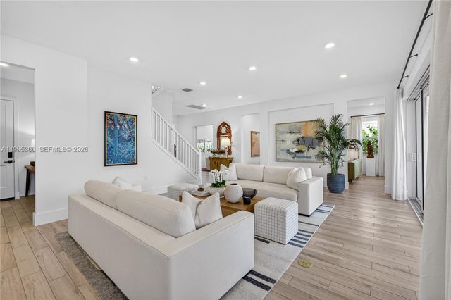 12249 Waterstone Circle, Palm Beach Gardens, FL 33412