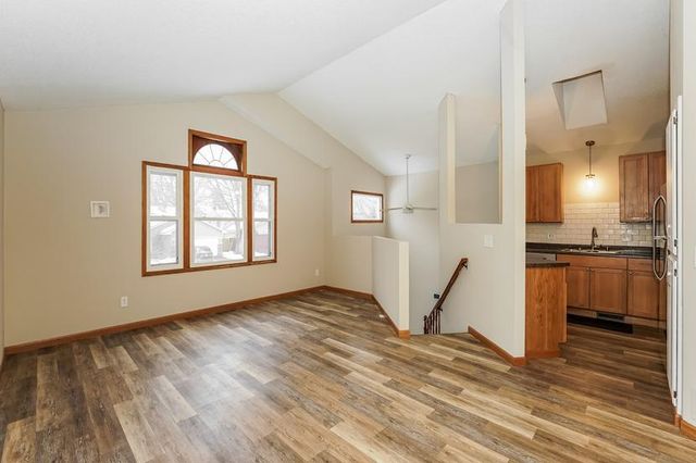 1509 80th Avenue N, Brooklyn Park, MN 55444