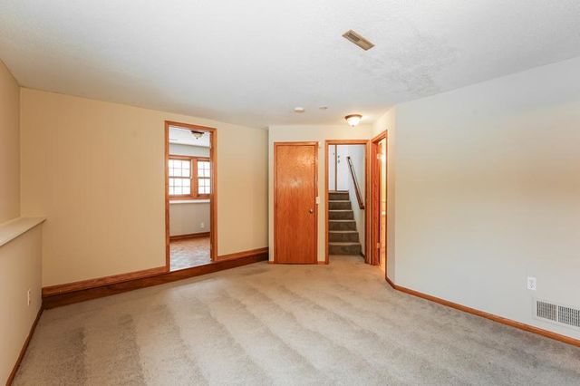 1509 80th Avenue N, Brooklyn Park, MN 55444