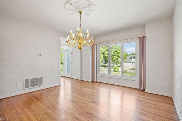 1793 Templeton LN, Virginia Beach, VA 23454