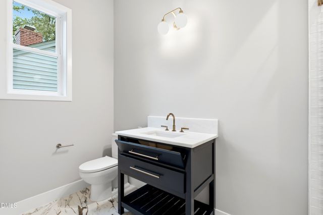 1809 Bennett Street, Raleigh, NC 27604
