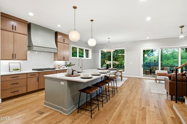 1809 Bennett Street, Raleigh, NC 27604