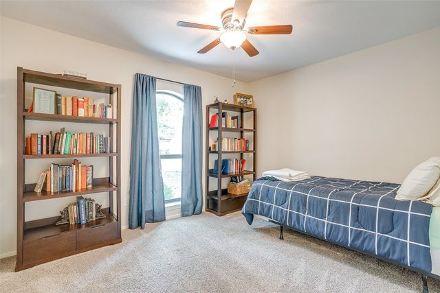721 NW Wood Street, Burleson, TX 76028