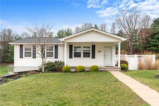 137 Old Ridge Rd, Findlay Twp, PA 15108