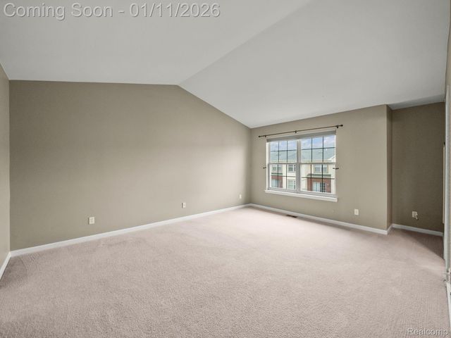 3139 CAMDEN Drive, Troy, MI 48084