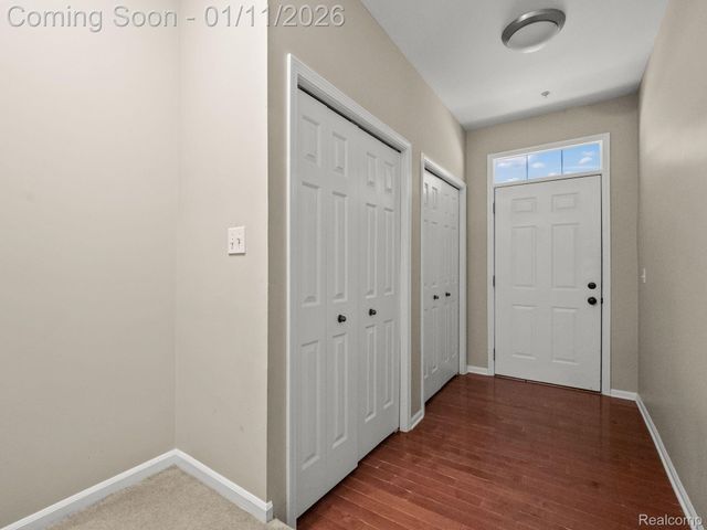 3139 CAMDEN Drive, Troy, MI 48084