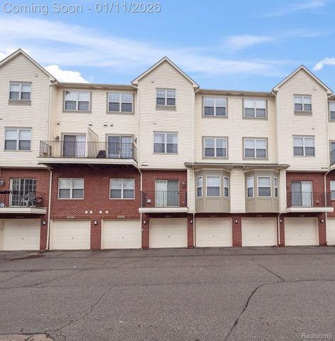 3139 CAMDEN Drive, Troy, MI 48084