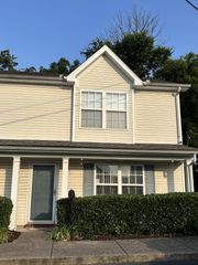 7013 Alon Babayan Arch, E, La Vergne, TN 37086
