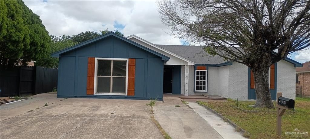 2124 Iris Avenue, Mcallen, TX 78501