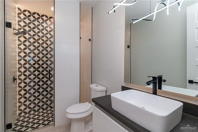 309 Catalina Avenue, Donna, TX 78537