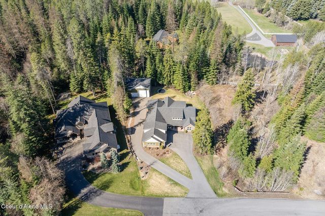12155 N Pebble Creek Dr, Hayden, ID 83835