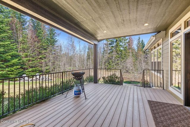 12155 N Pebble Creek Dr, Hayden, ID 83835