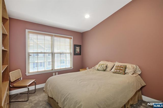 377 Kingston Court, West New York, NJ 07093