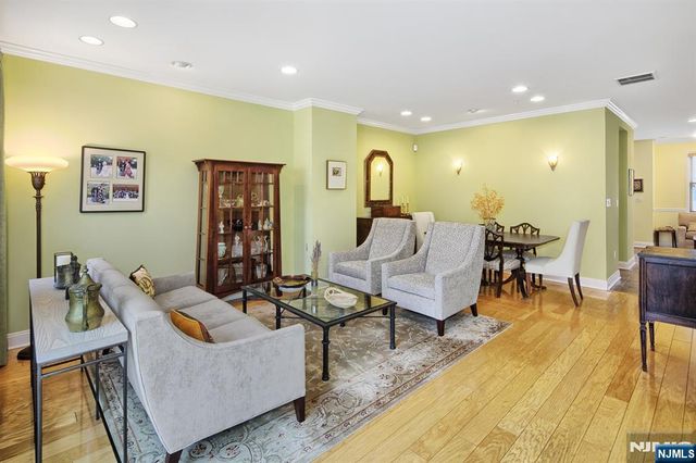 377 Kingston Court, West New York, NJ 07093