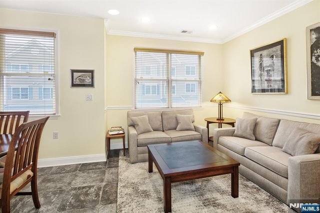 377 Kingston Court, West New York, NJ 07093