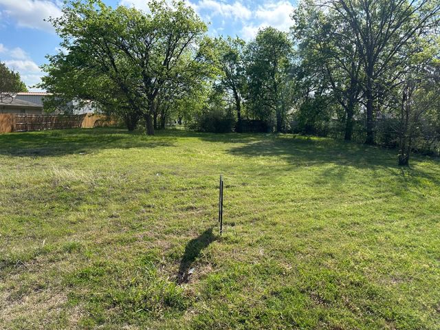 201 S Lawson Street, Burleson, TX 76028