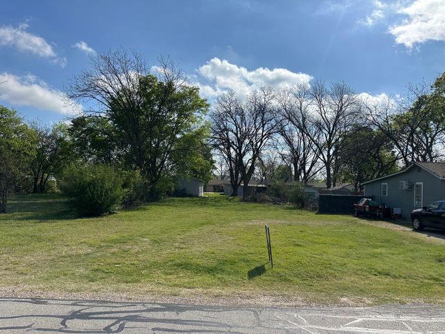 201 S Lawson Street, Burleson, TX 76028