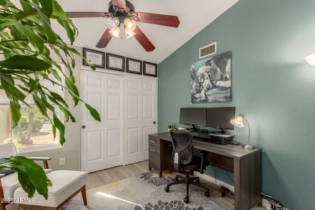 10868 E BECKER Lane, Scottsdale, AZ 85259