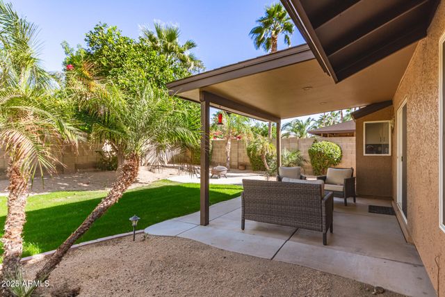 10868 E BECKER Lane, Scottsdale, AZ 85259