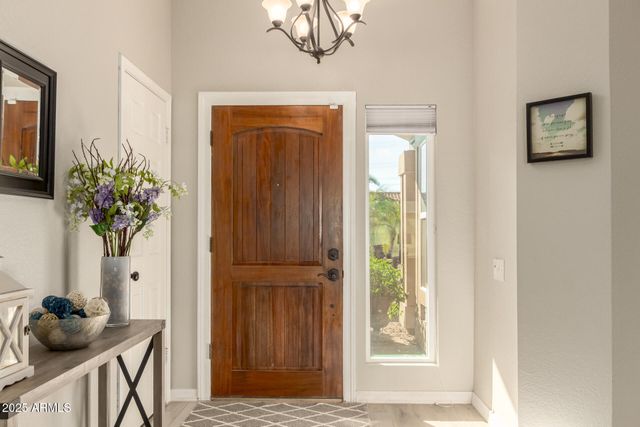 10868 E BECKER Lane, Scottsdale, AZ 85259