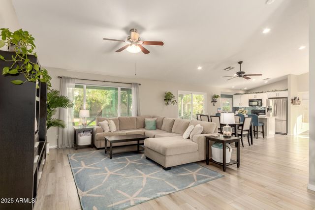 10868 E BECKER Lane, Scottsdale, AZ 85259