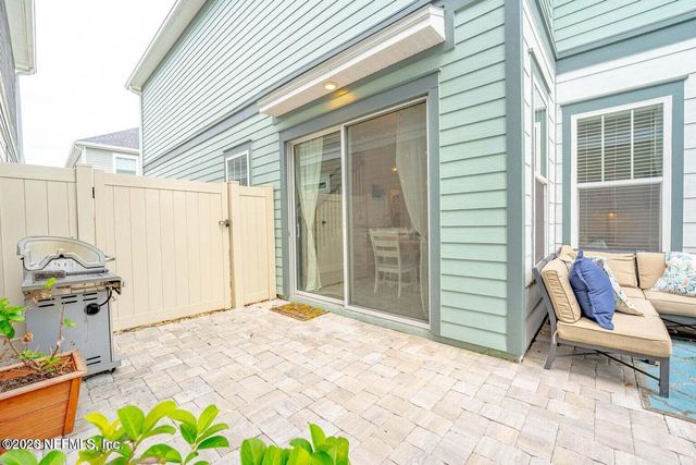 7413 BEACH WALK Place, Jacksonville, FL 32256