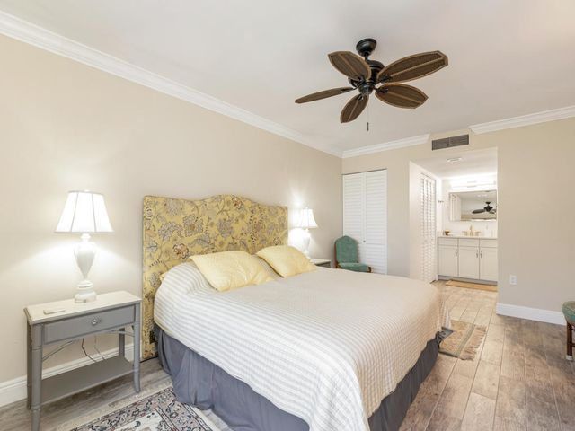 3520 S Ocean Boulevard H404, South Palm Beach, FL 33480