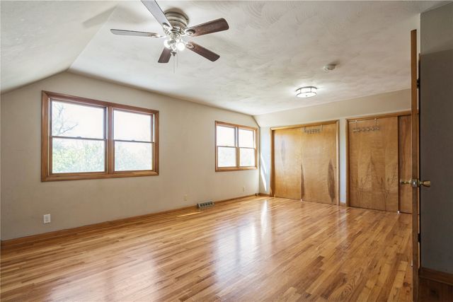 615 34th Street NE, Cedar Rapids, IA 52402