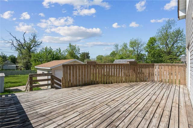 615 34th Street NE, Cedar Rapids, IA 52402