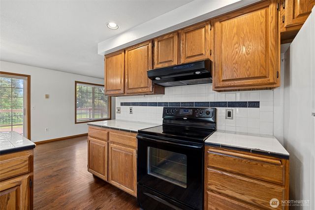 1861 Elhardt Street, Camano Island, WA 98282