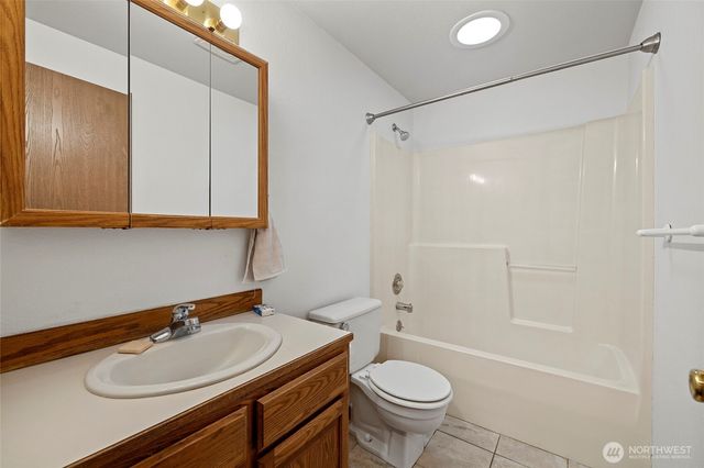 1861 Elhardt Street, Camano Island, WA 98282