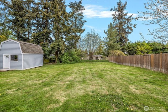 1861 Elhardt Street, Camano Island, WA 98282