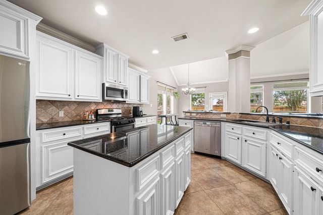 2530 Cezanne Circle, Missouri City, TX 77459