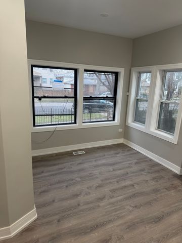 1311 E 71st Place, Chicago, IL 60619