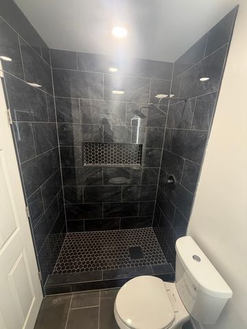 1311 E 71st Place, Chicago, IL 60619