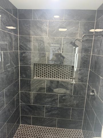 1311 E 71st Place, Chicago, IL 60619