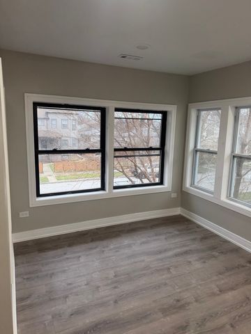 1311 E 71st Place, Chicago, IL 60619