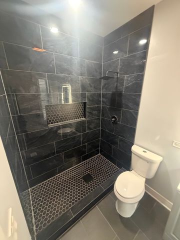 1311 E 71st Place, Chicago, IL 60619