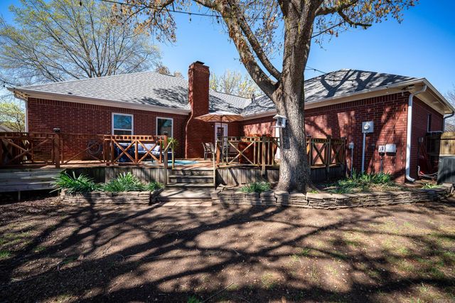 1660 Chicot Drive, Conway, AR 72058