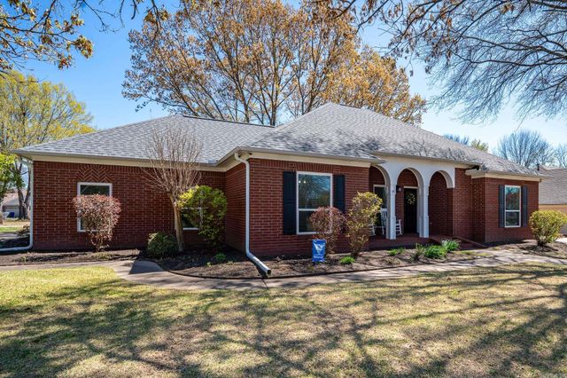 1660 Chicot Drive, Conway, AR 72058