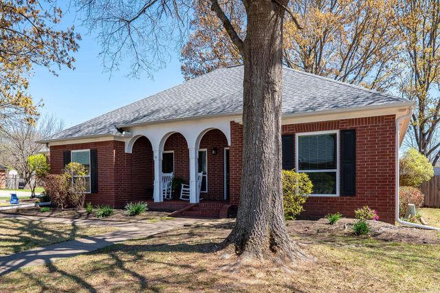 1660 Chicot Drive, Conway, AR 72058