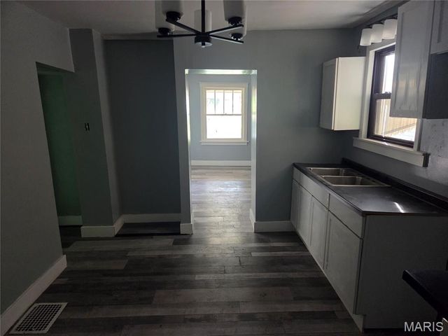 6474 Dale Avenue, St Louis, MO 63139