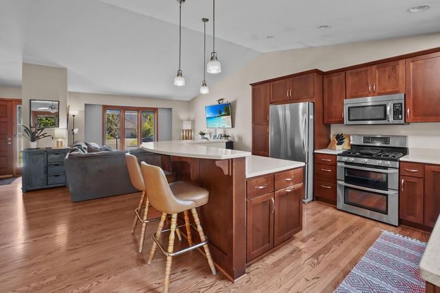 N77W15736 Crossway DRIVE, Menomonee Falls, WI 53051