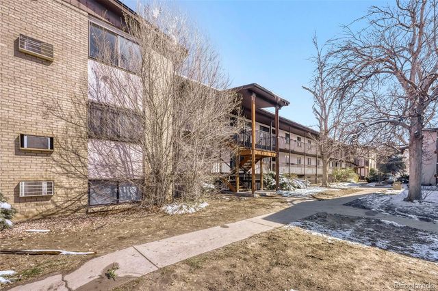 875 S Quebec Street 4, Denver, CO 80247